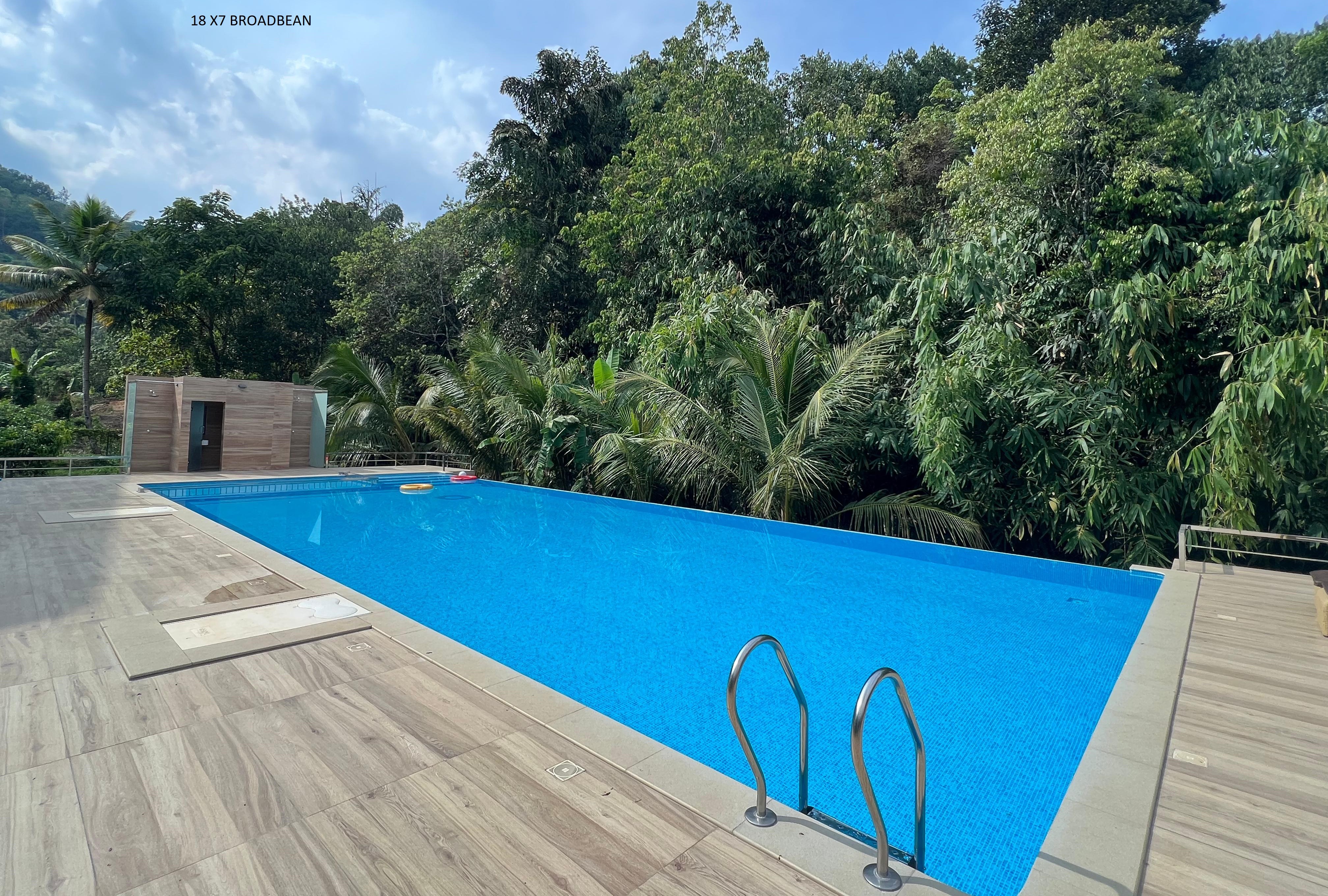 Broadbean luxury pool - Moothedan Projects Kerala